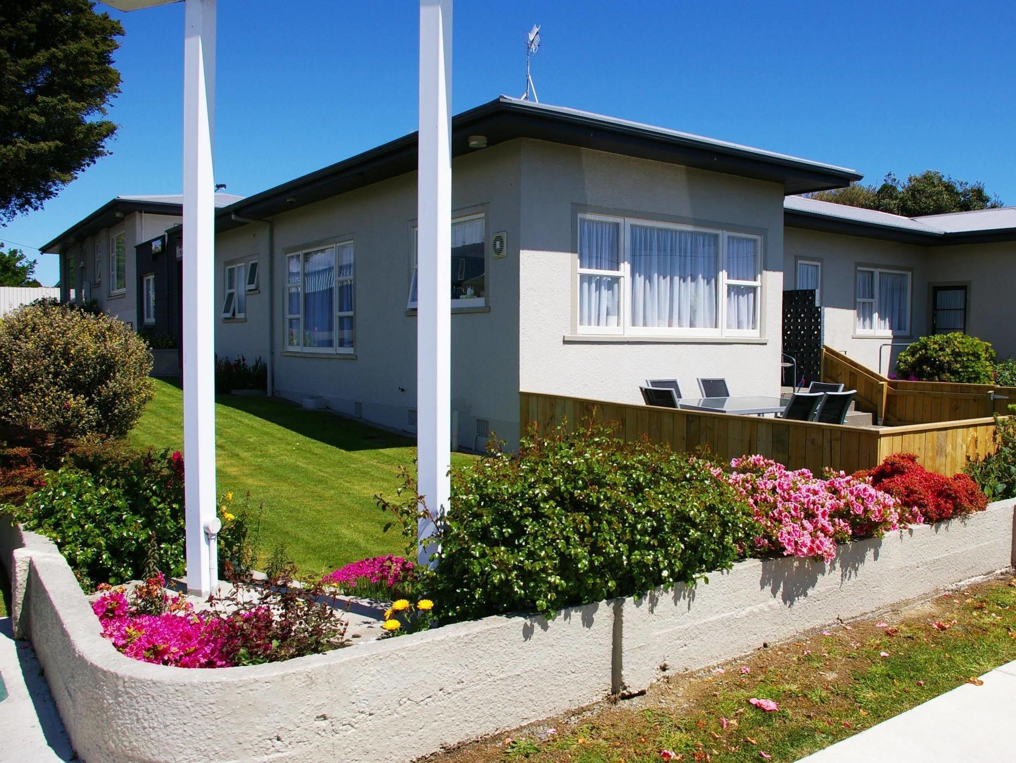 Totara Lodge Motel Levin Exterior foto