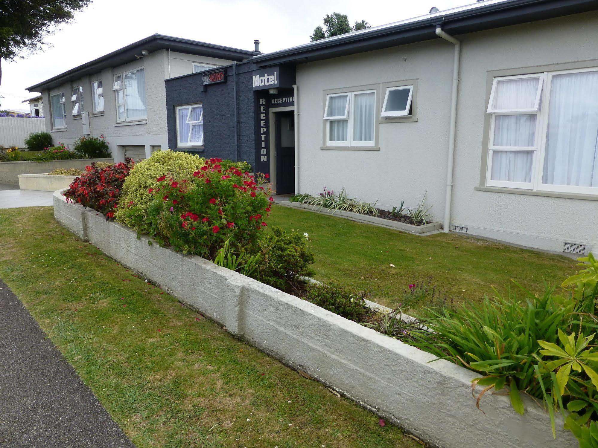 Totara Lodge Motel Levin Exterior foto
