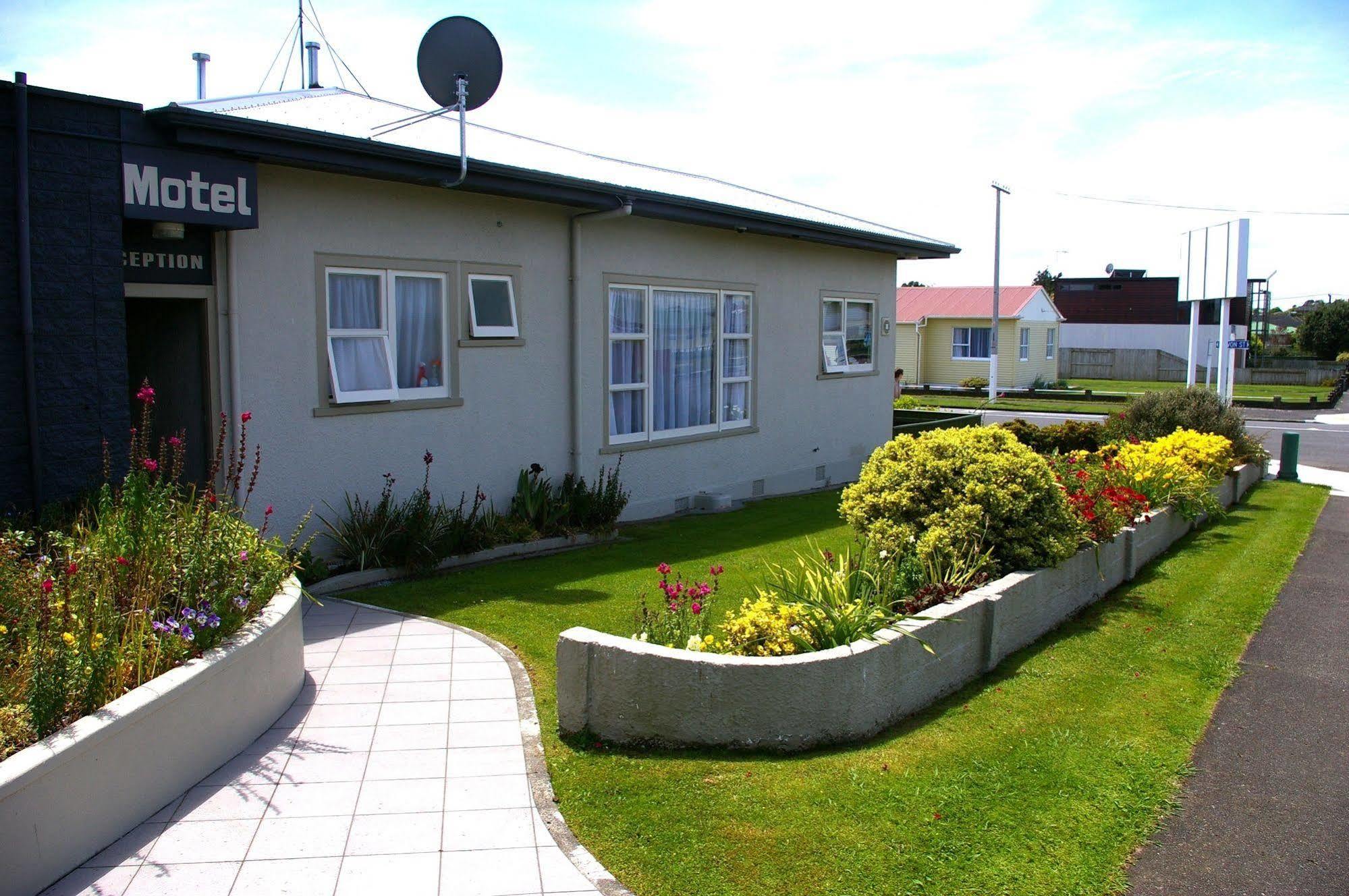 Totara Lodge Motel Levin Exterior foto